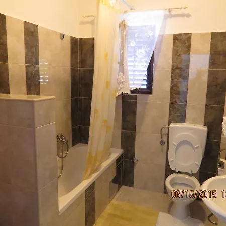 Appartement With Parking Space - Diklo, - 5875 *