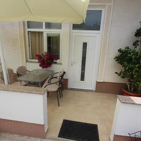 Apartments With Parking Space Zadar - Diklo, Zadar - 5875 Apartman Zadar