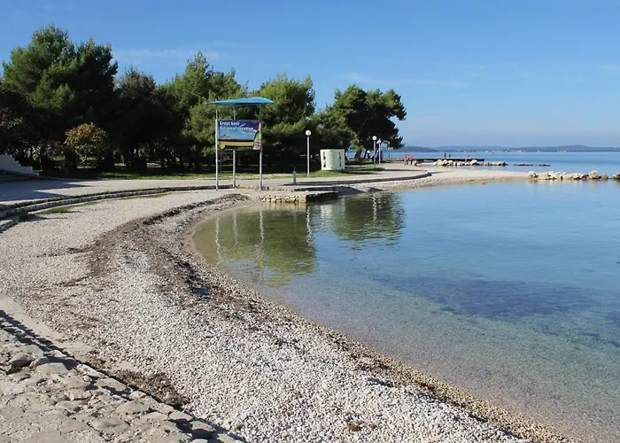 Apartman With Parking Space - Diklo, - 5875 *