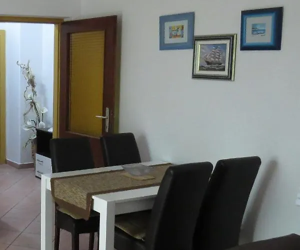 With Parking Space - Diklo, - 5875 * Zára