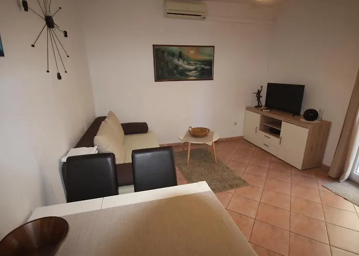 Apartman With Parking Space - Diklo, - 5875 Zára