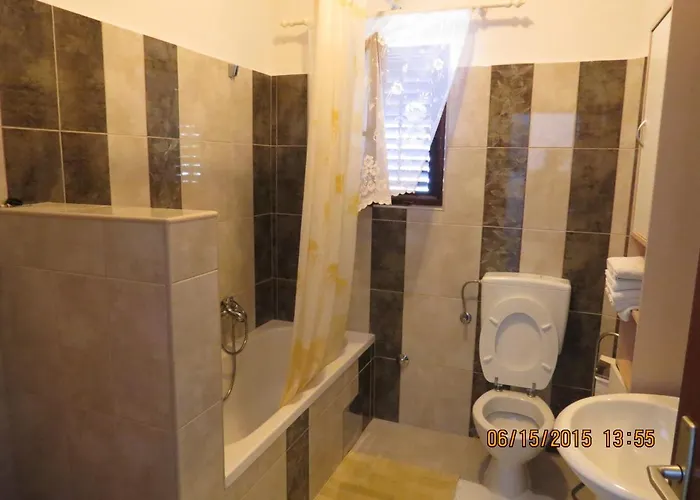 Apartman With Parking Space - Diklo, - 5875 *